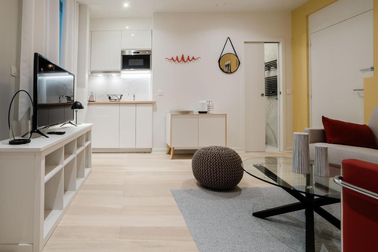 Eluard Au Cœur De La Rive Gauche, Neuf, Design, 2 Personnes Paris